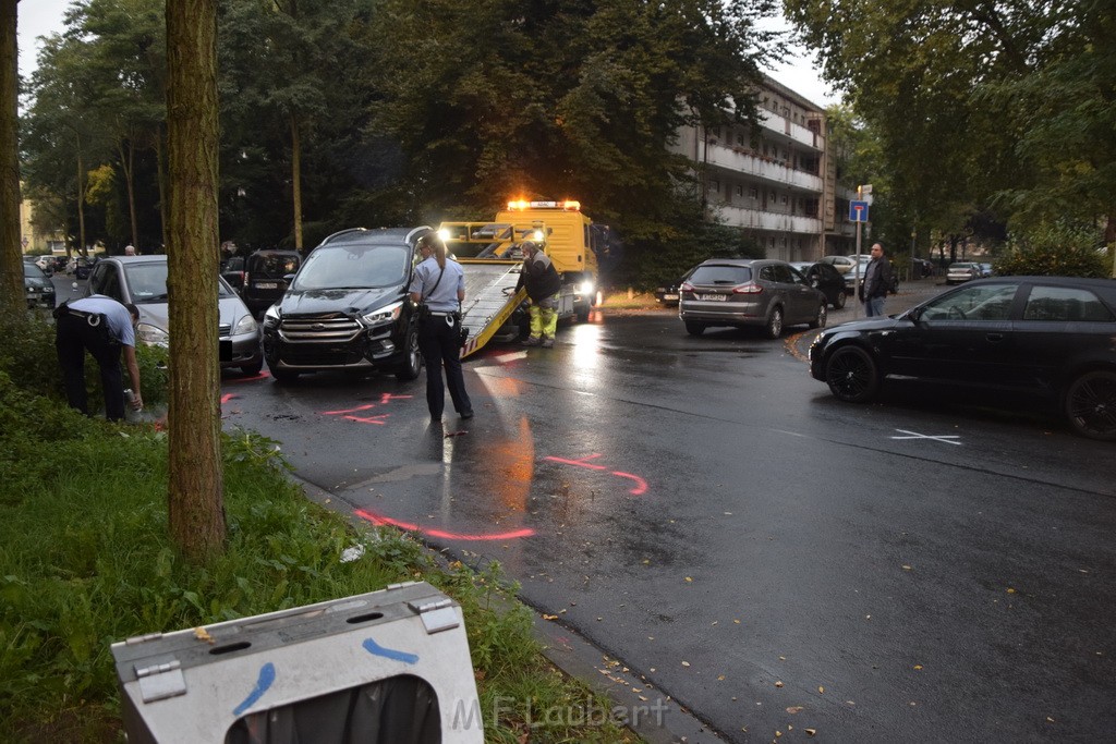 VU mehere verletzte Koeln Gremberg Luederichstr Grembergerstr P106.JPG - Miklos Laubert